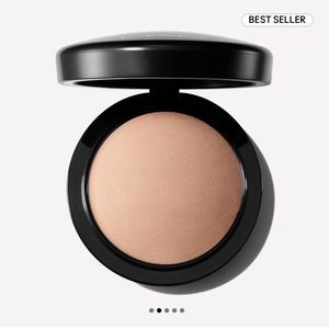 Mac Cosmetics | Mineralize Skinfinish Natural Powder - Medium Deep NeW